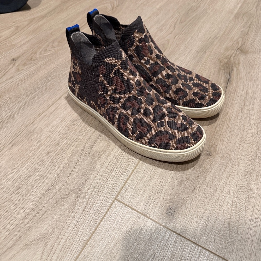 Rothy's Brown Leopard Print Sneakers